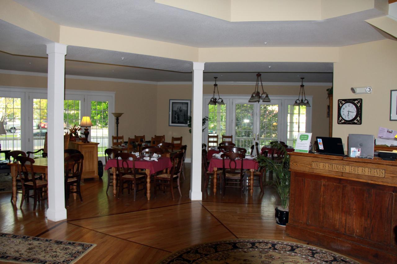 The Currier Inn Greeley Extérieur photo